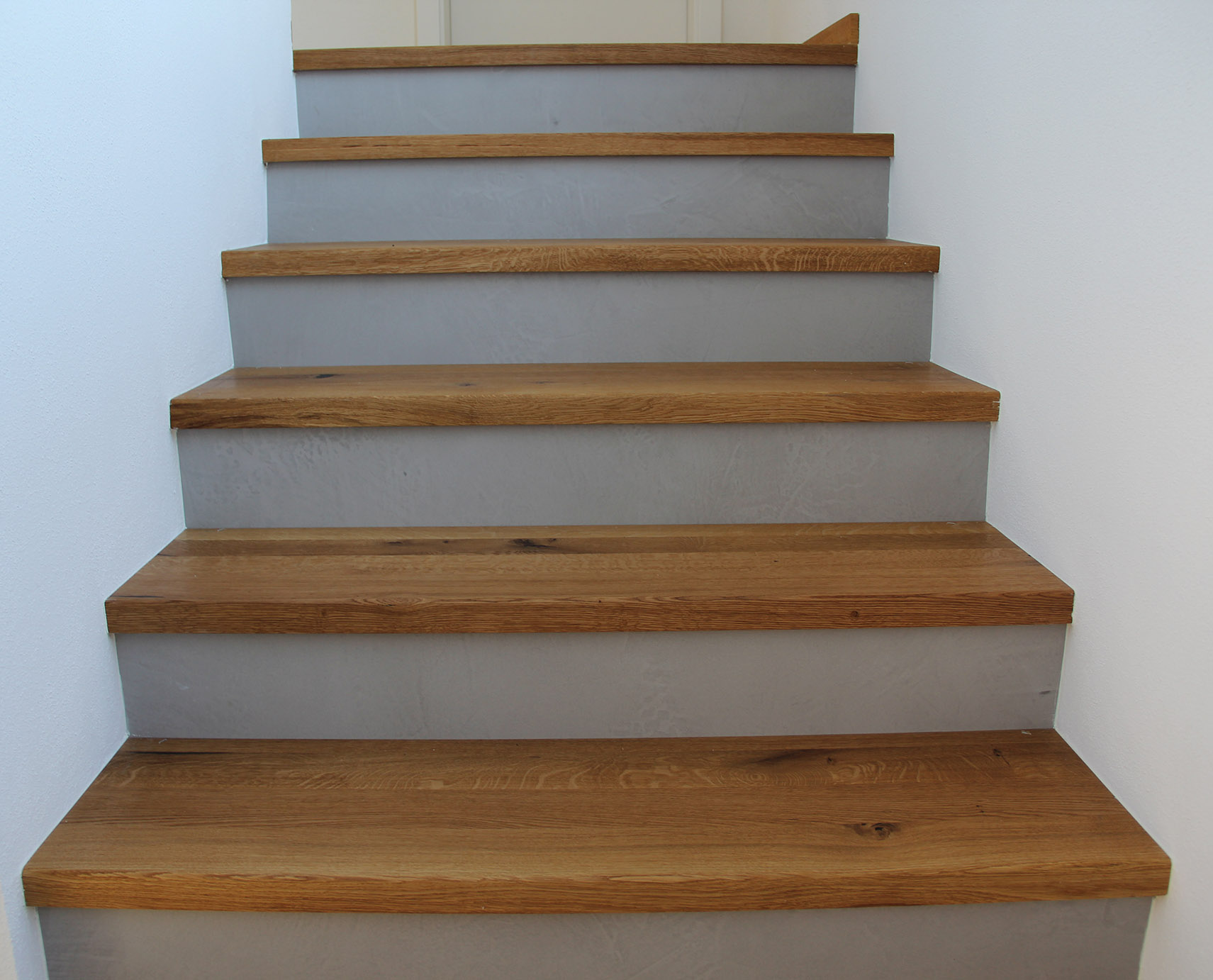 Treppen Beton und Holz